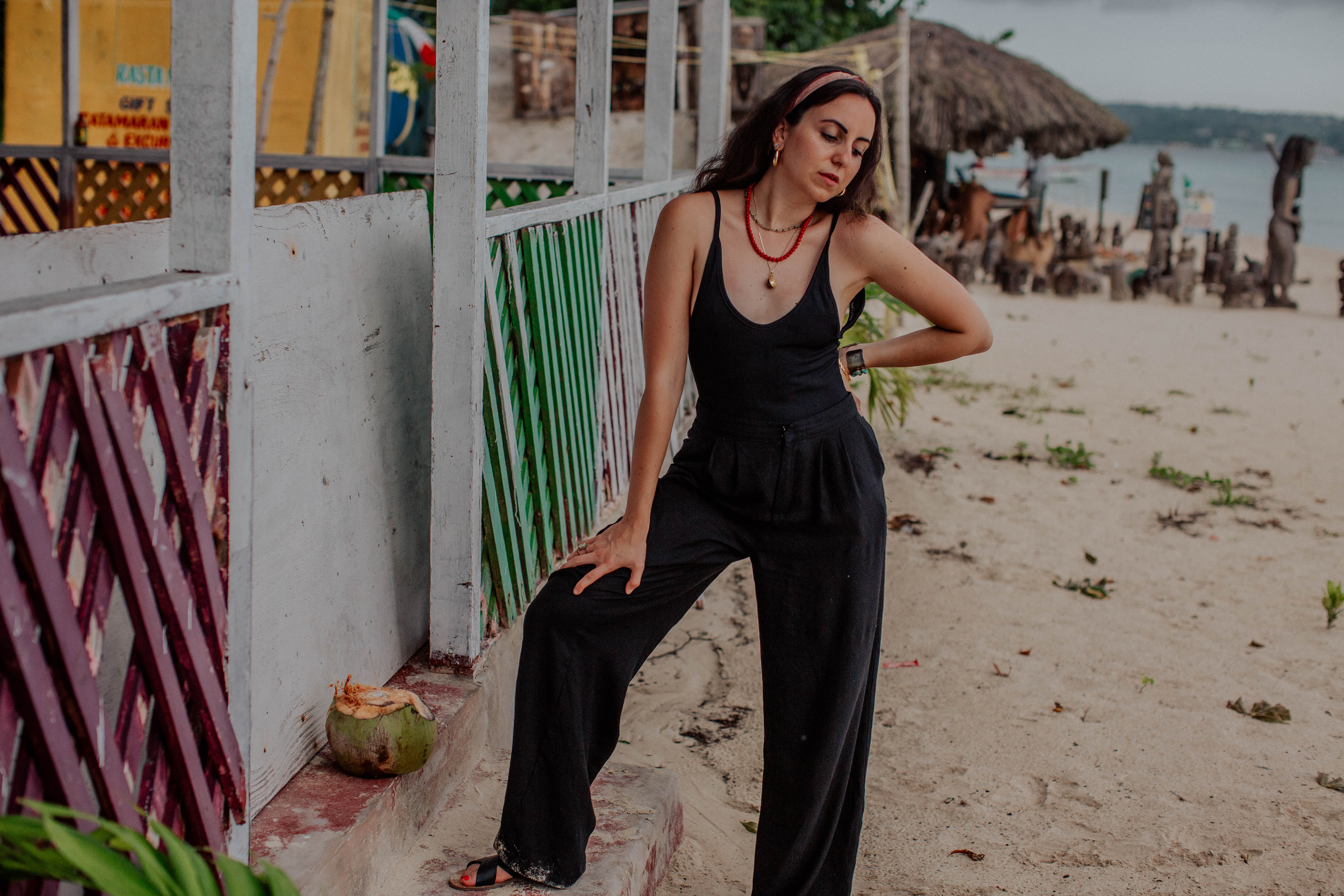 sharing a mini guide on NoMad Luxuries that includes a roundup of where to stay, eat and what to do in Negril, Jamaica and inspiration for a boho look perfect for island life.... 