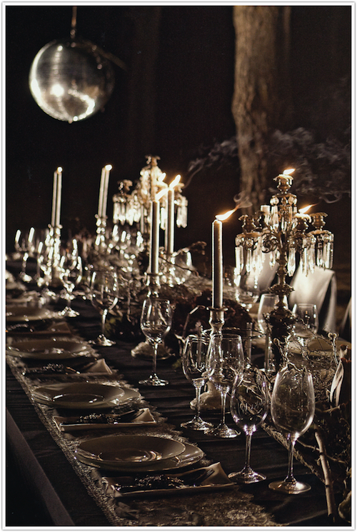 Nomad Luxuries photo of spooky halloween dining decor. 